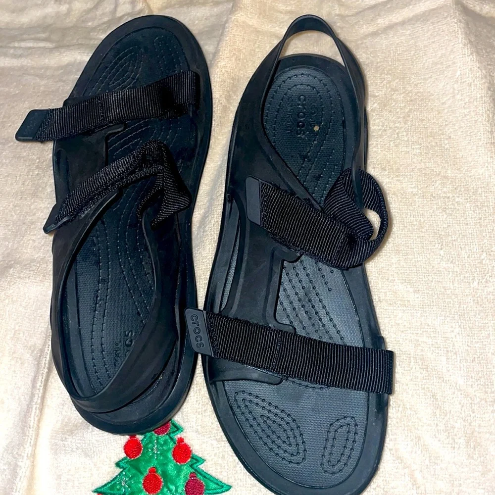 Crocs